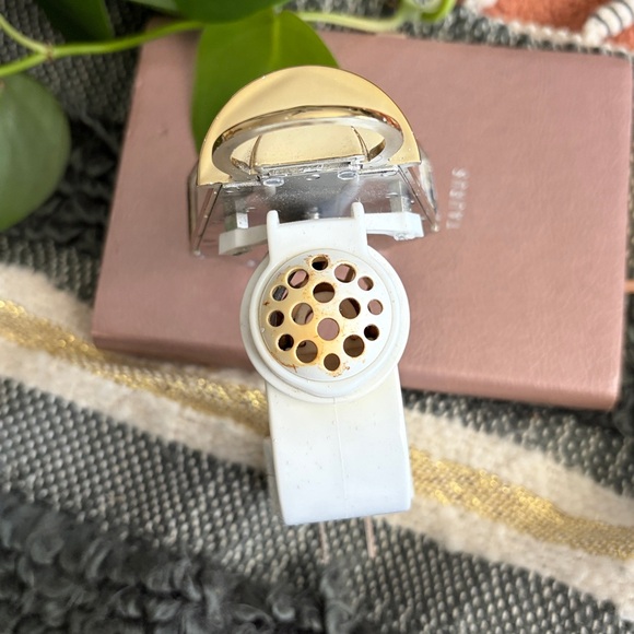 Bath & Body Works Gold White Geometric Lantern Wallflower Plug In - Picture 7 of 8